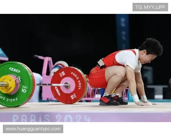 侯志慧今天又是训练到忘了时间，剧本里的女主角都比不上她这毅力！