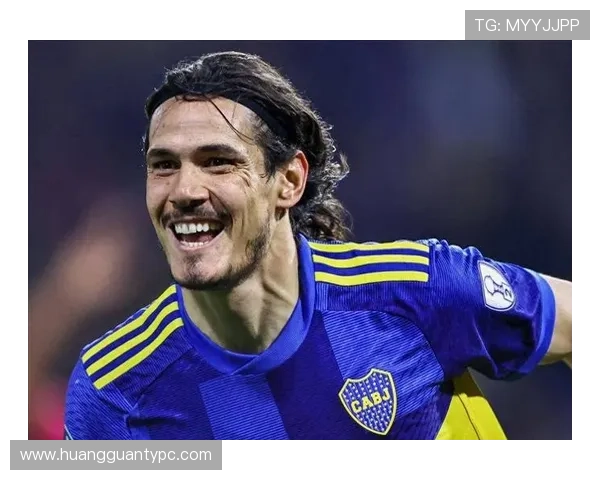 卡瓦尼训练完直接去超市抢打折牛排，这自律谁懂啊