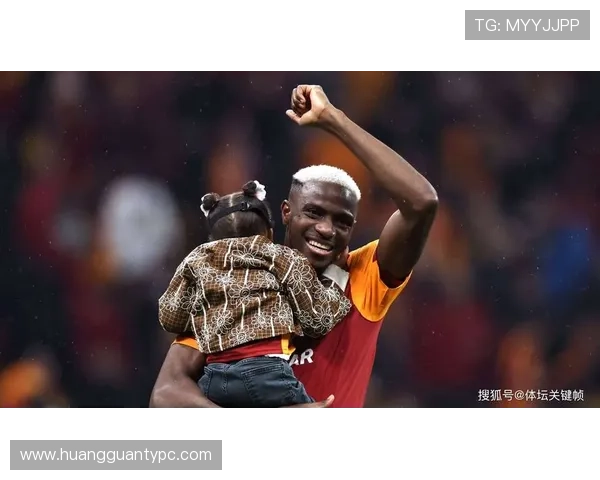 奥斯梅恩：从非洲新星到那不勒斯冠军核心的生涯轨迹与荣誉解析