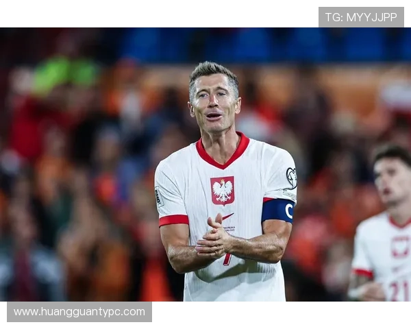 莱万欧冠赛场表现是否稳定？多维度数据完整拆解